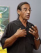 Larry Sellers speaks to inner I...